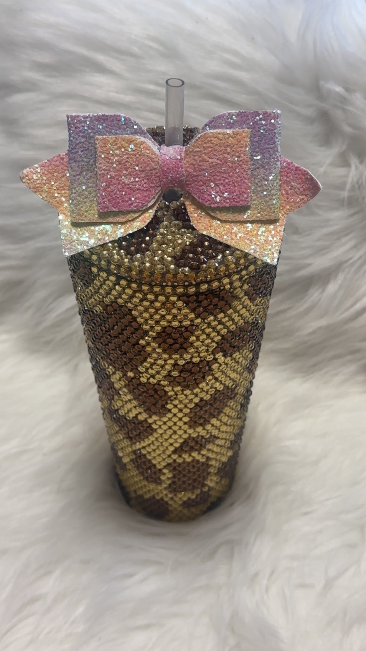 Bow Straw toppers