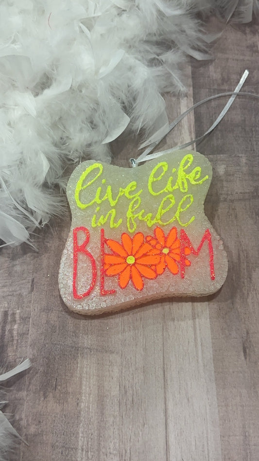 Bloom & Thrive
